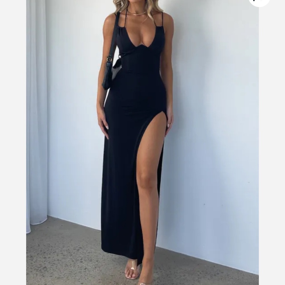 WHITE FOX BOUTIQUE Never Ending Maxi Dress Black